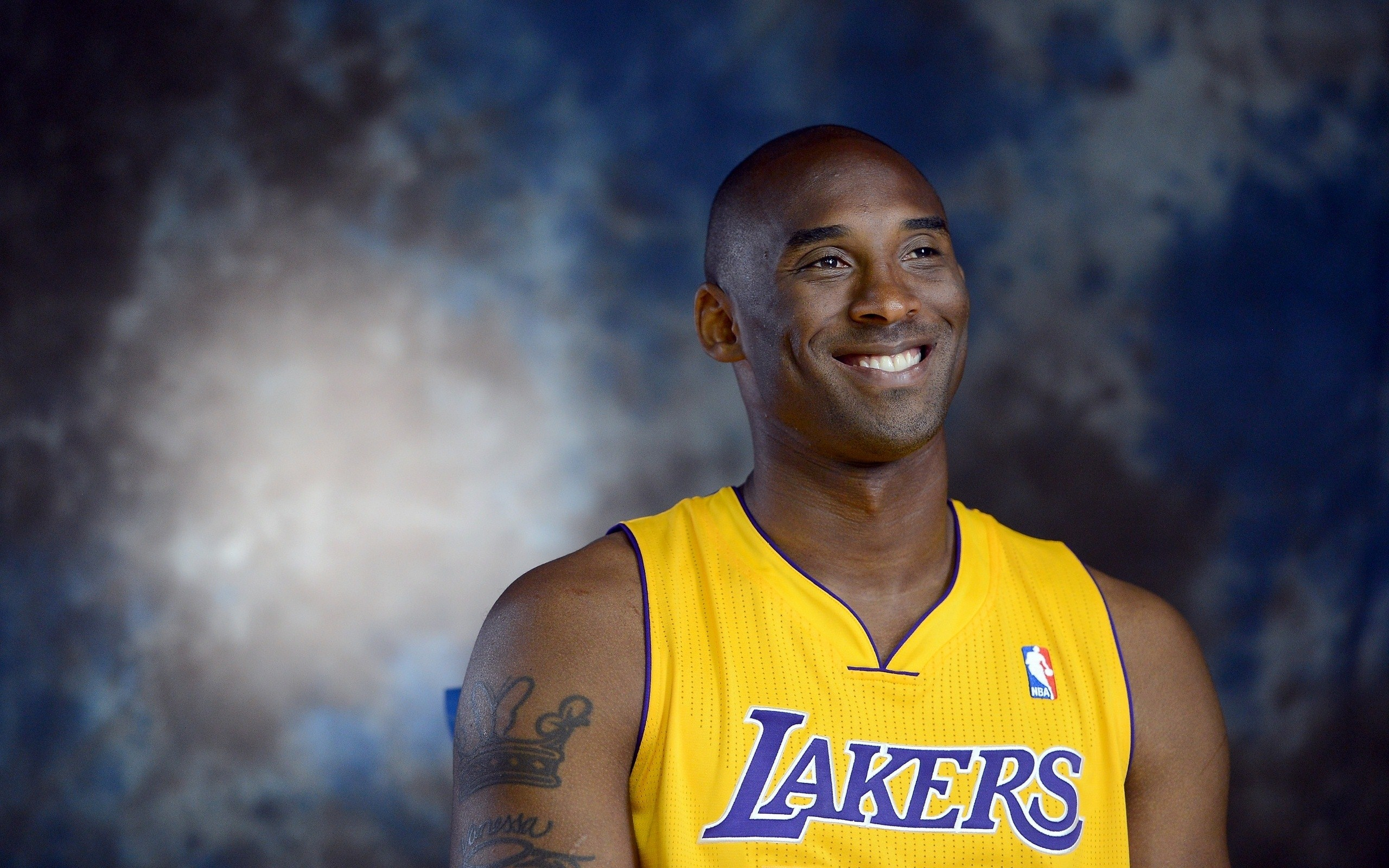 不仅因为他 不仅因为他