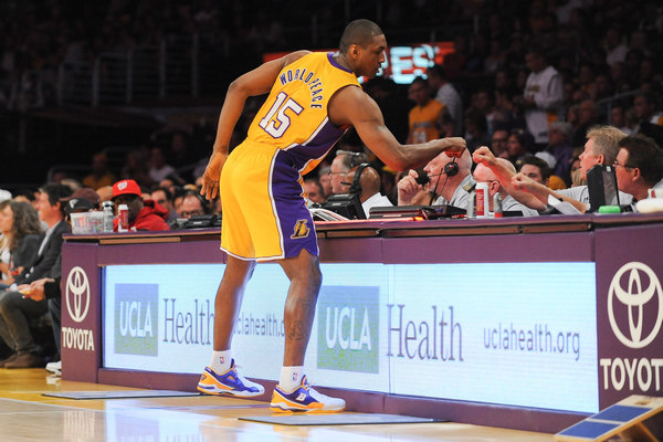 年旧怨的发 年旧怨的发