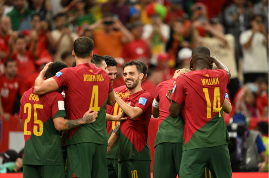 连续的战术 连续的战术