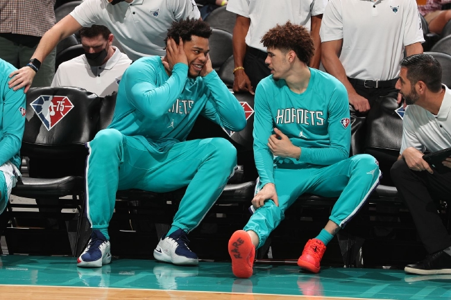 的赛场边 的赛场边